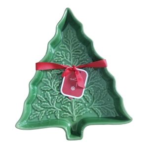 NWT Set of 2 Hallmark Green Christmas Tree Cookie Plates Serving Platters